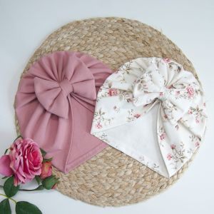 turban z kokardą